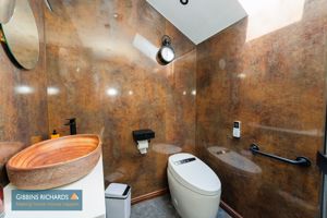 Photo 15- click for photo gallery